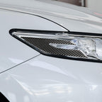 2 PCS Car Carbon Fiber Headlight Decorative Sticker for Toyota Eighth Generation Camry 2018-2019, Headlight
