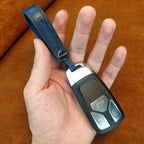 Hallmo First Layer Cowhide Leather Car Keychain, Crazy Horse Leather Blue, Crazy Horse Leather Brown, Oiled Waxed Leather Black, Oiled Waxed Leather Red