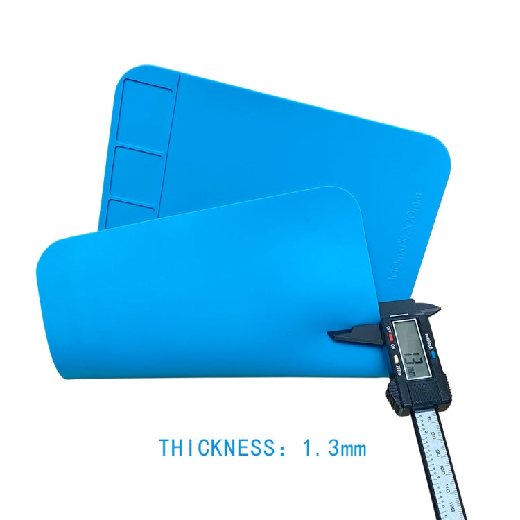Phone Computer Repair Bench High Temperature Resistant Silicone Pad Welding Table Mat, 30x20cm