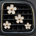 4pcs/set Small Chrysanthemum Perfume Alloy Jewelry Car Air Outlet Decoration Clip, White, Black, Red, Blue