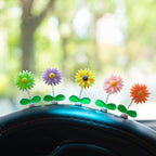 Cute Small Daisy Car Ornament Car Dashboard Shaking Decoration