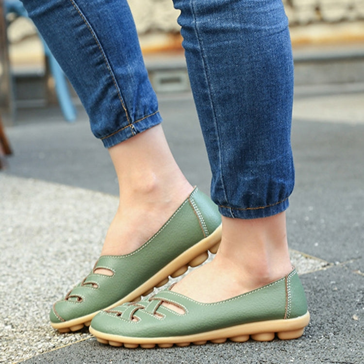 Hollow Woven Casual Nurse Shoes Cover Foot Peas Shoes for Women